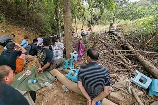 Chiến binh gặp 8 trận thua liên tiếp trên tàu sân khách, gần 5 năm không thắng được tàu ở LA.